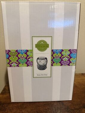Scentsy seas the day warmer